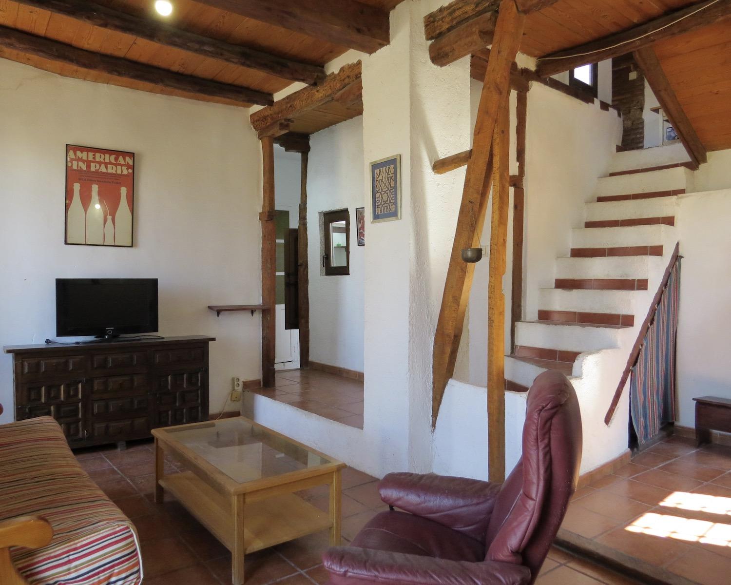 Large Traditional Town House for Renovation, Albayzin